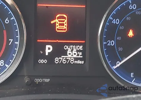 2019 Toyota Corolla Le z USA, uszkodzony, nr VIN 2T1BURHE4KC175085